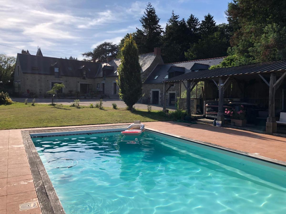 Domaine De La Prevostais Bed & Breakfast Pleucadeuc Exterior photo